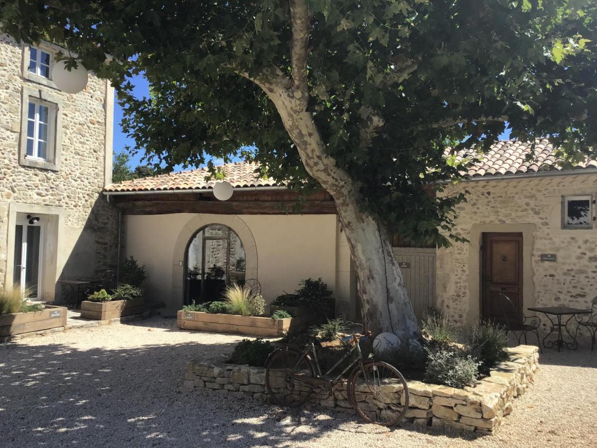 Domaine Chamarel Saint-Paulet-de-Caisson Exterior foto
