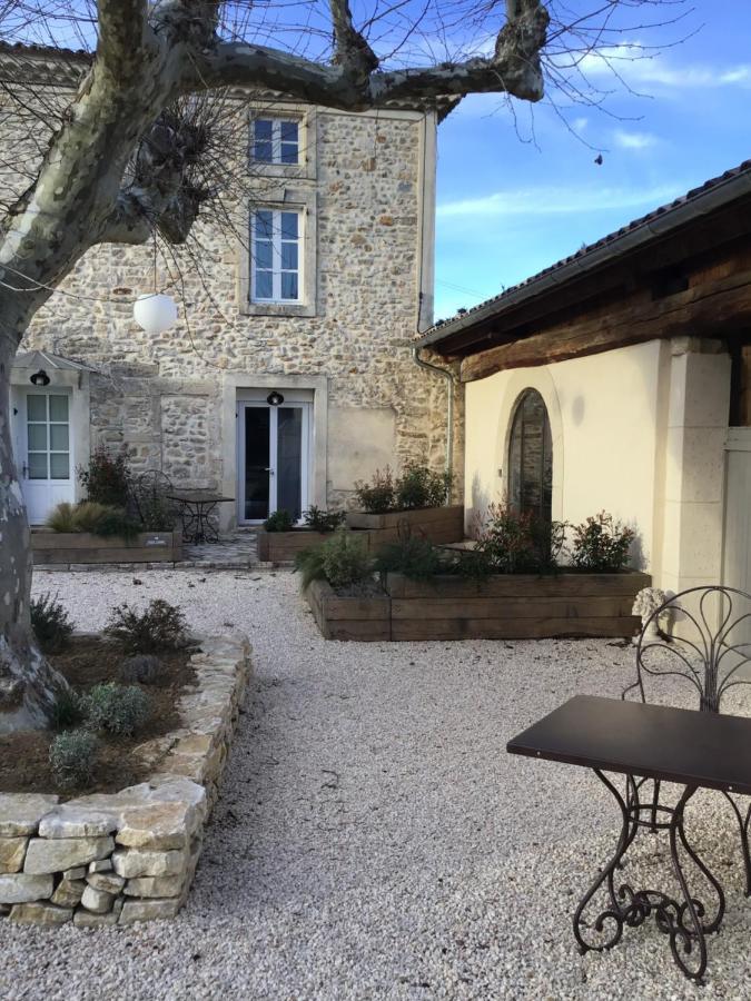Domaine Chamarel Saint-Paulet-de-Caisson Exterior foto